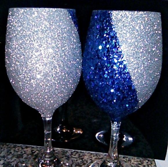 Wine glasses - Picture 2 of 3